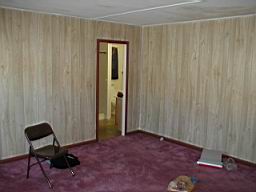 bedroom-to-master-bath.JPG