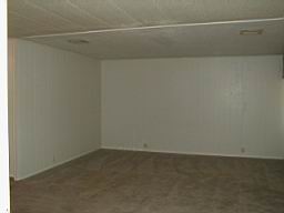 side-of-livingroom.JPG