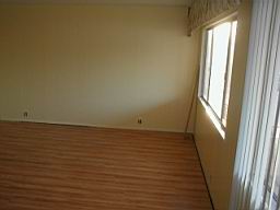 living-room4.JPG